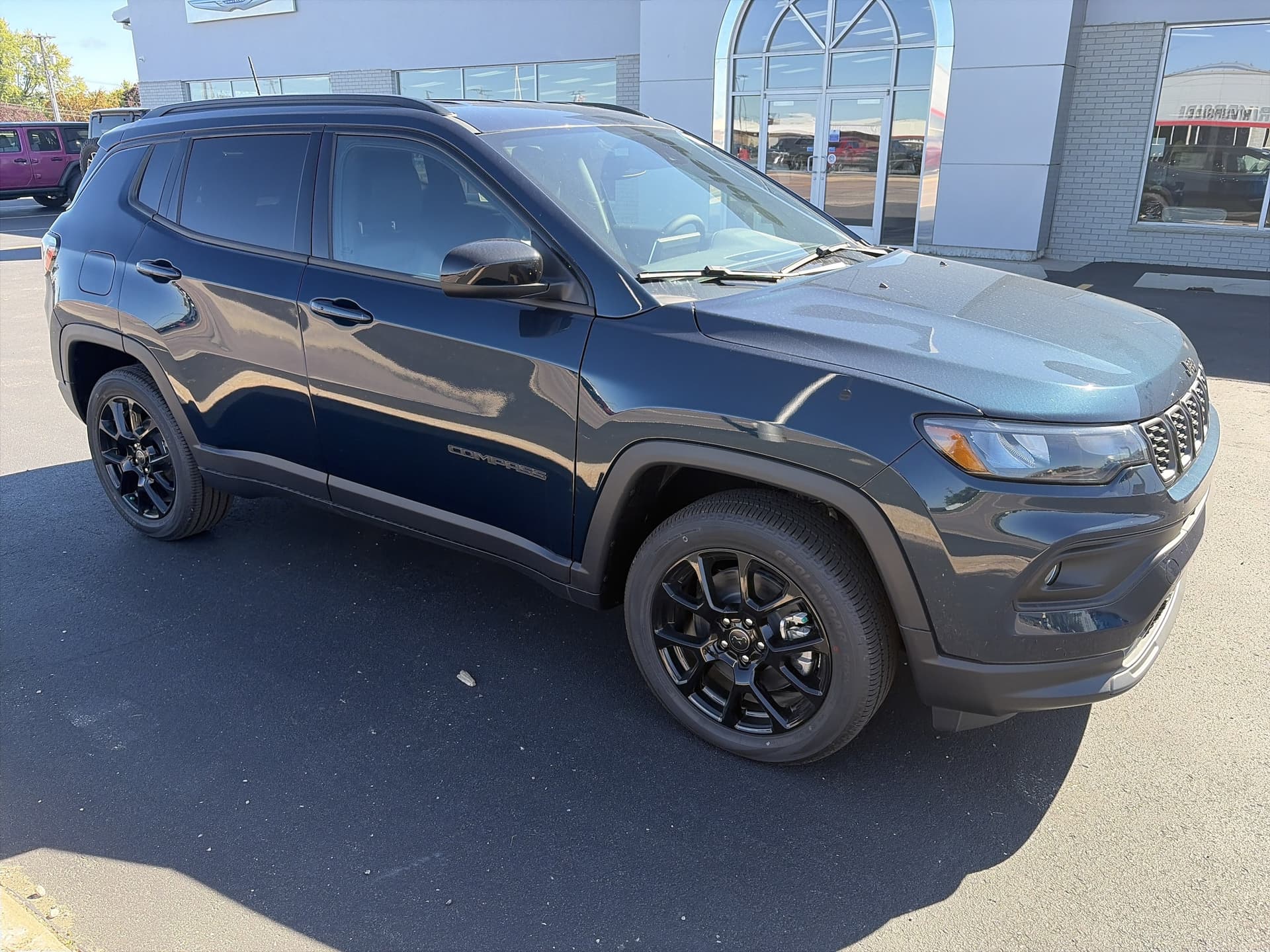 2026 Jeep Compass Latitude Altitude — photo 1 of 36
