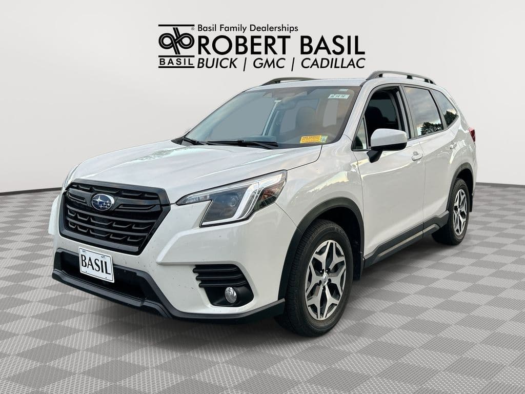2023 Subaru Forester Premium — photo 1 of 31