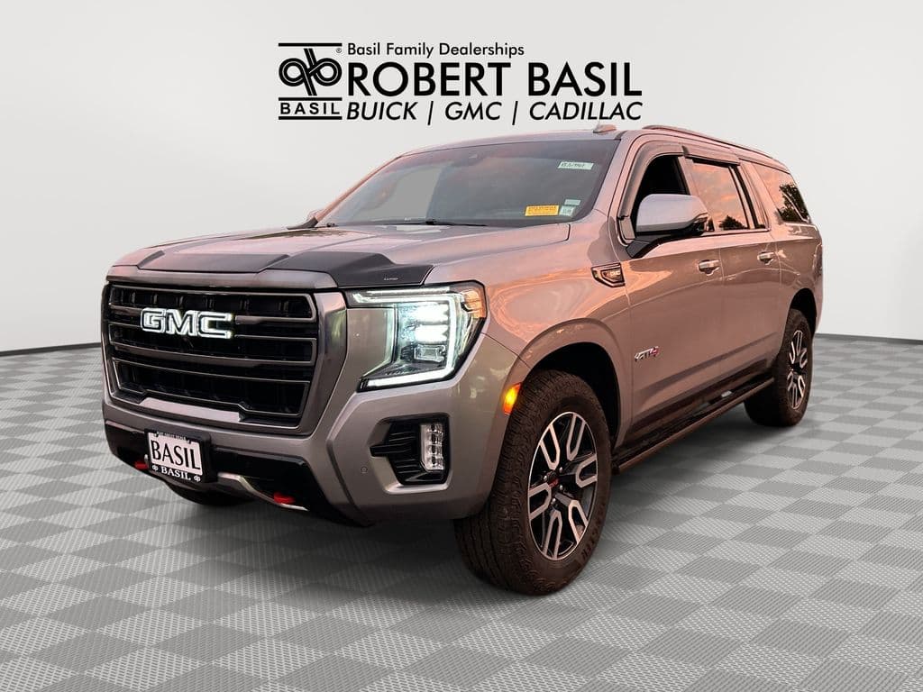 2023 GMC Yukon XL AT4 — photo 1 of 9