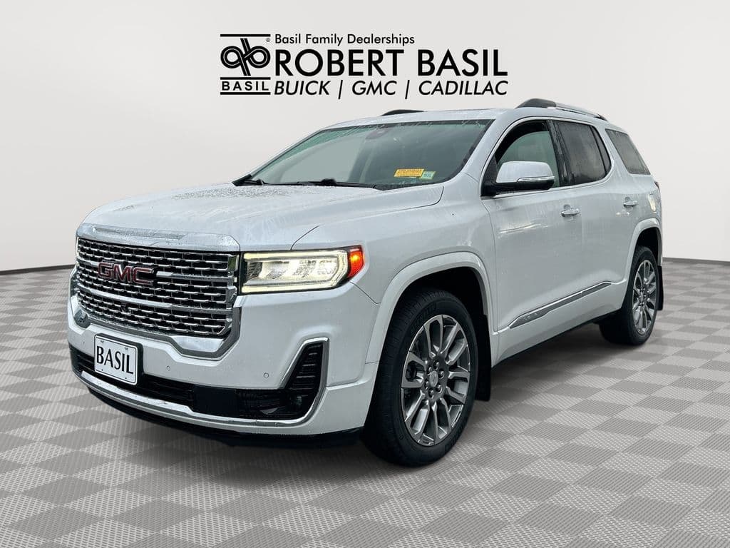 2023 GMC Acadia Denali — photo 1 of 33