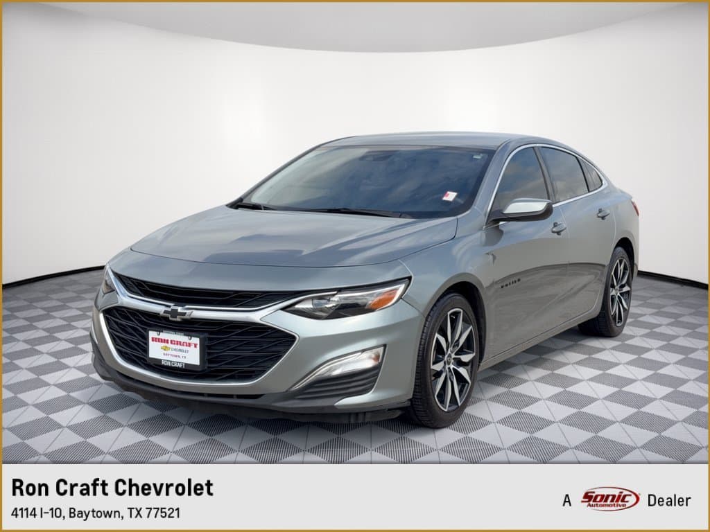 2024 Chevrolet Malibu RS — photo 1 of 31