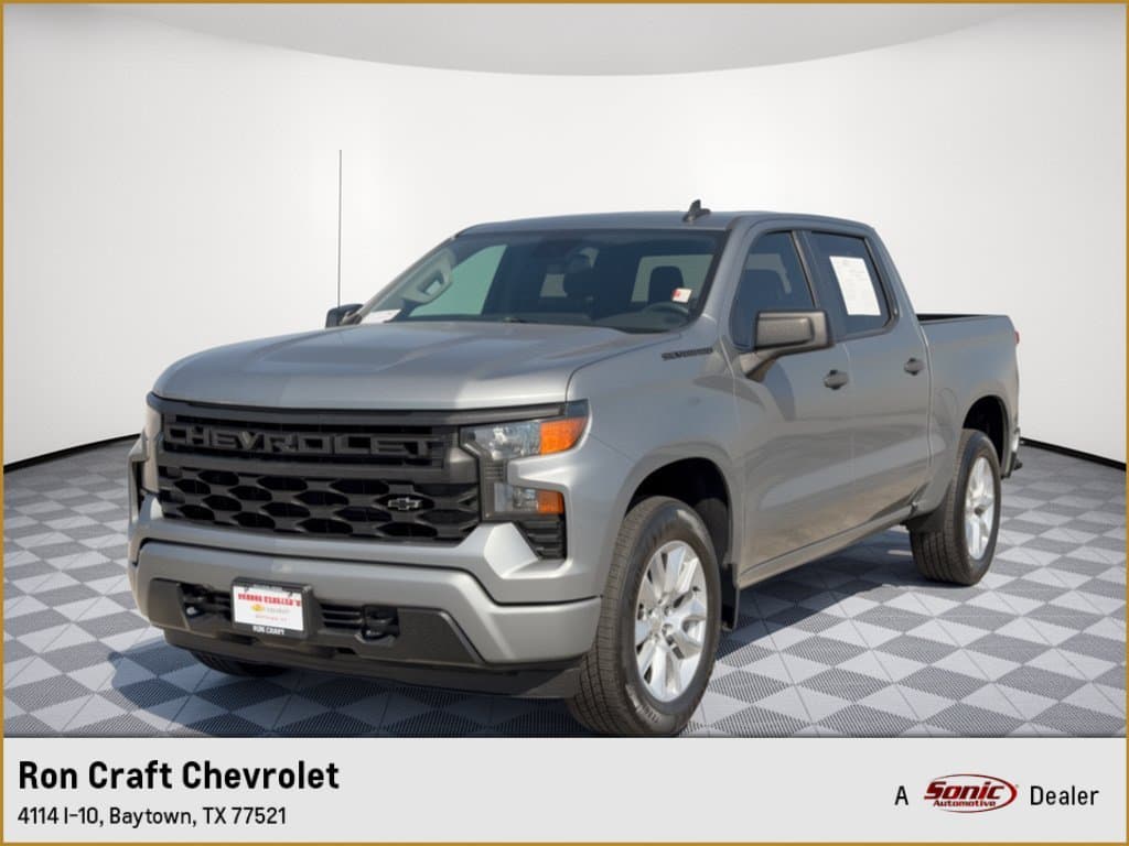 2023 Chevrolet Silverado 1500 Custom — photo 1 of 31