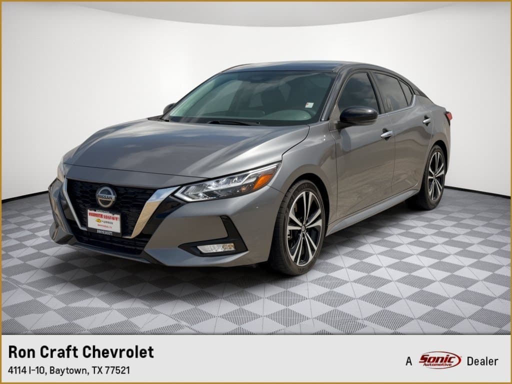 2021 Nissan Sentra SR — photo 1 of 28