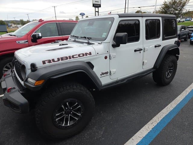 2024 Jeep Wrangler Rubicon — photo 1 of 4