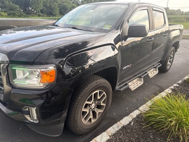 2021 GMC Canyon 4WD AT4 w/Leather — photo 1 of 2