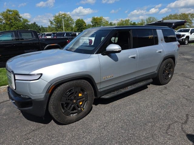 2023 Rivian R1S Adventure — photo 1 of 2