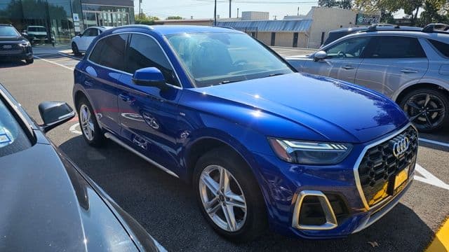 2021 Audi Q5 Prestige — photo 1 of 6