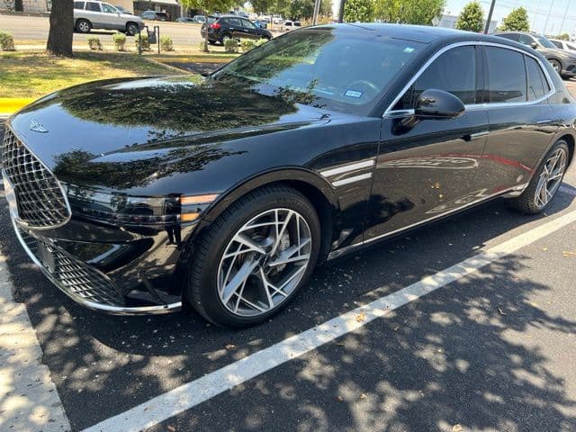 2023 Genesis G90 3.5T — photo 1 of 12