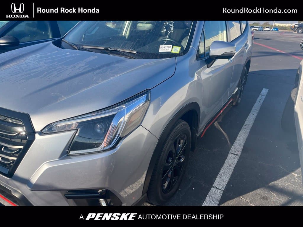 2024 Subaru Forester Sport — photo 1 of 3