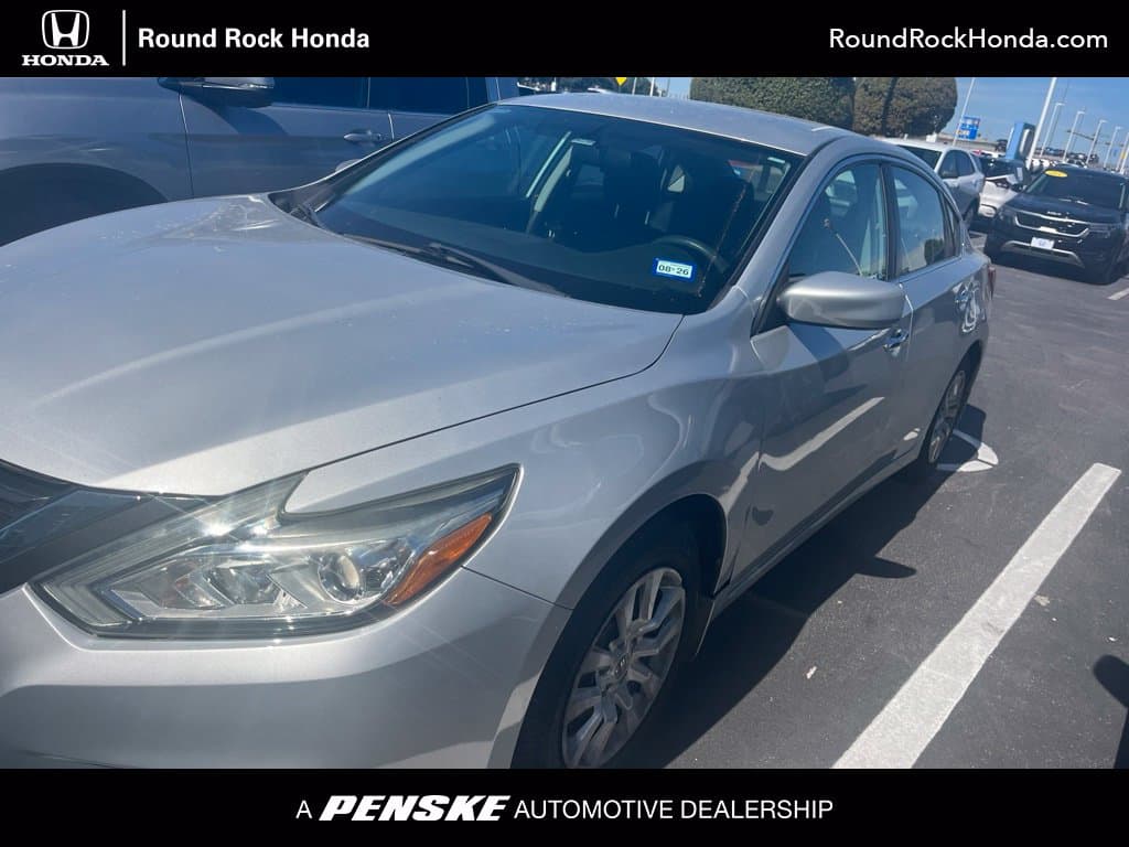 2016 Nissan Altima 2.5 S — photo 1 of 5