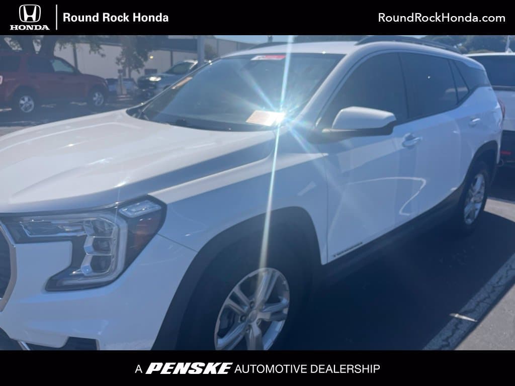 2023 GMC Terrain SLE — photo 1 of 4