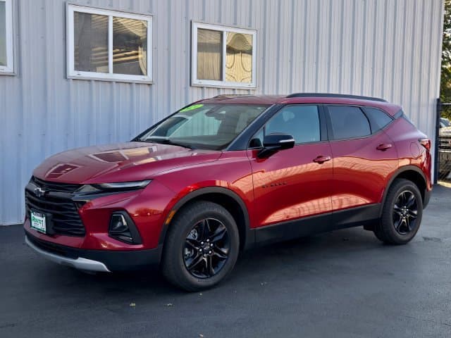 2021 Chevrolet Blazer LT — photo 1 of 29
