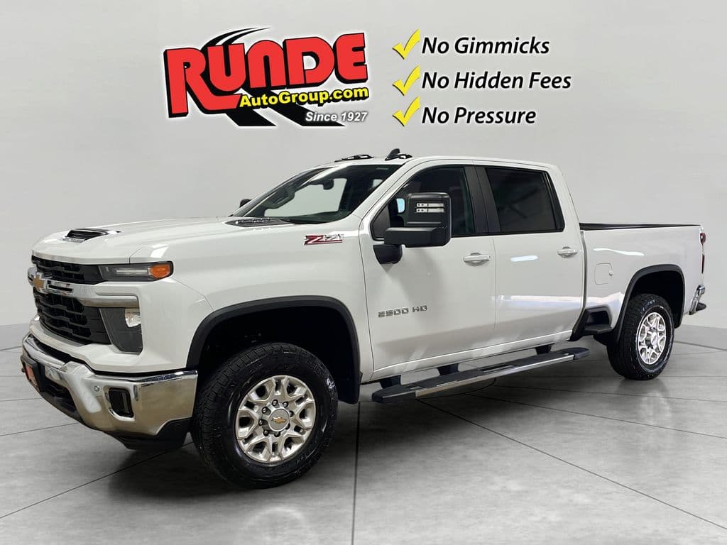 2025 Chevrolet Silverado LT — photo 1 of 20