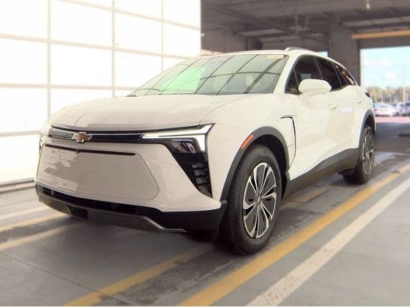 2024 Chevrolet Blazer EV Eawd LT — photo 1 of 10
