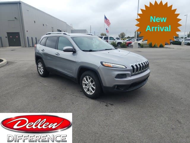 2015 Jeep Cherokee Latitude — photo 1 of 16