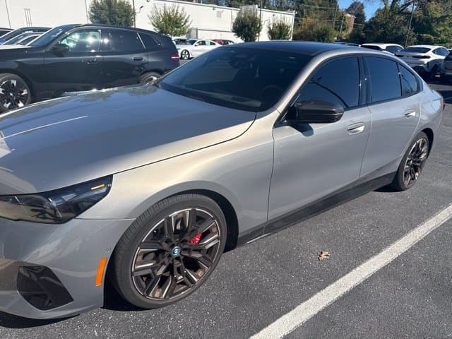 2024 BMW i5 M60 — photo 1 of 5