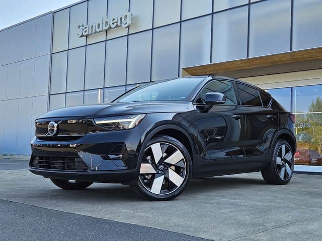 2023 Volvo C40 Recharge Pure Electric Twin Ultimate — photo 1 of 29