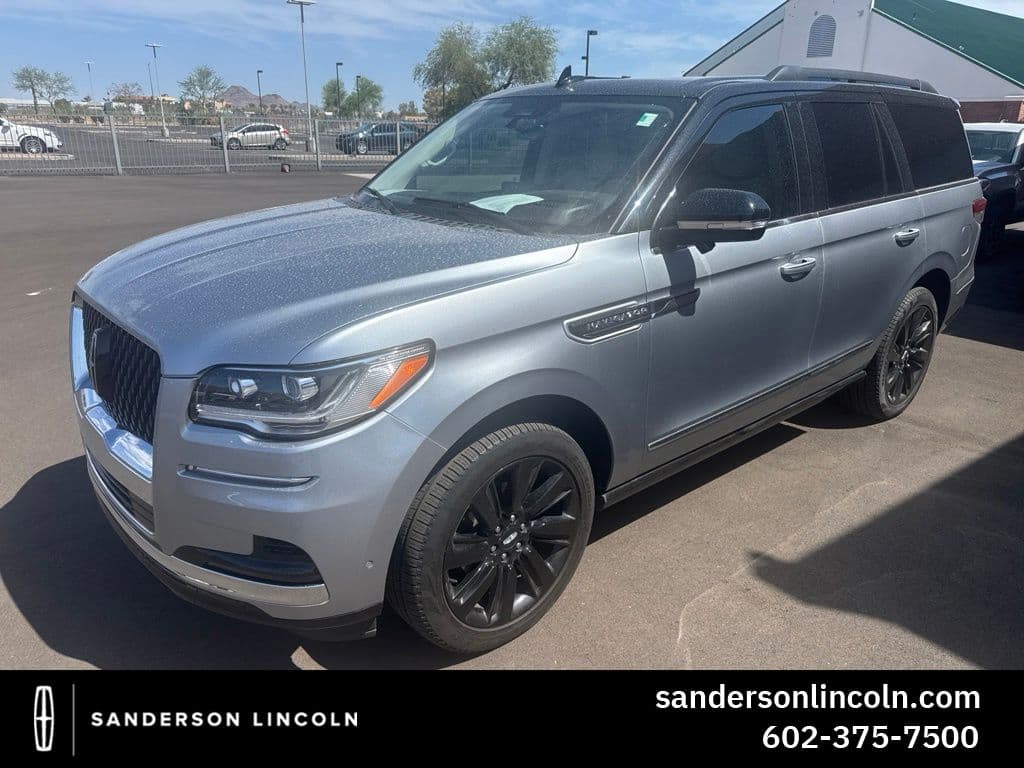 2024 Lincoln Navigator Black Label — photo 1 of 2
