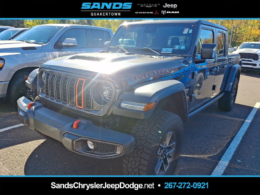 2024 Jeep Gladiator Mojave — photo 1 of 11