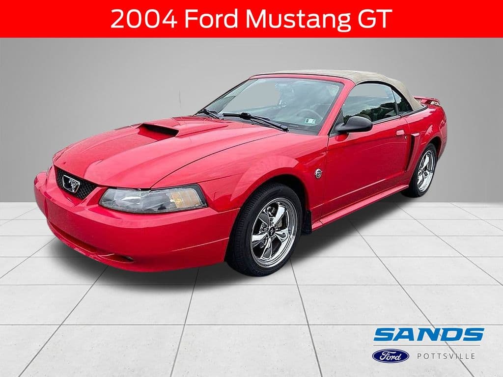 2004 Ford Mustang Base — photo 1 of 12
