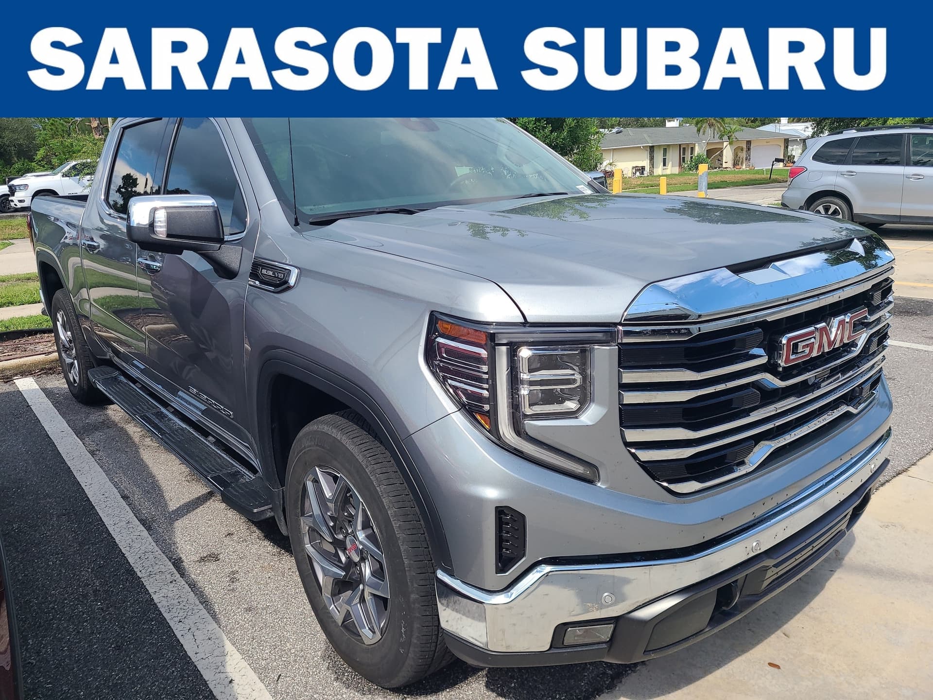 2025 GMC Sierra 1500 SLT — photo 1 of 9