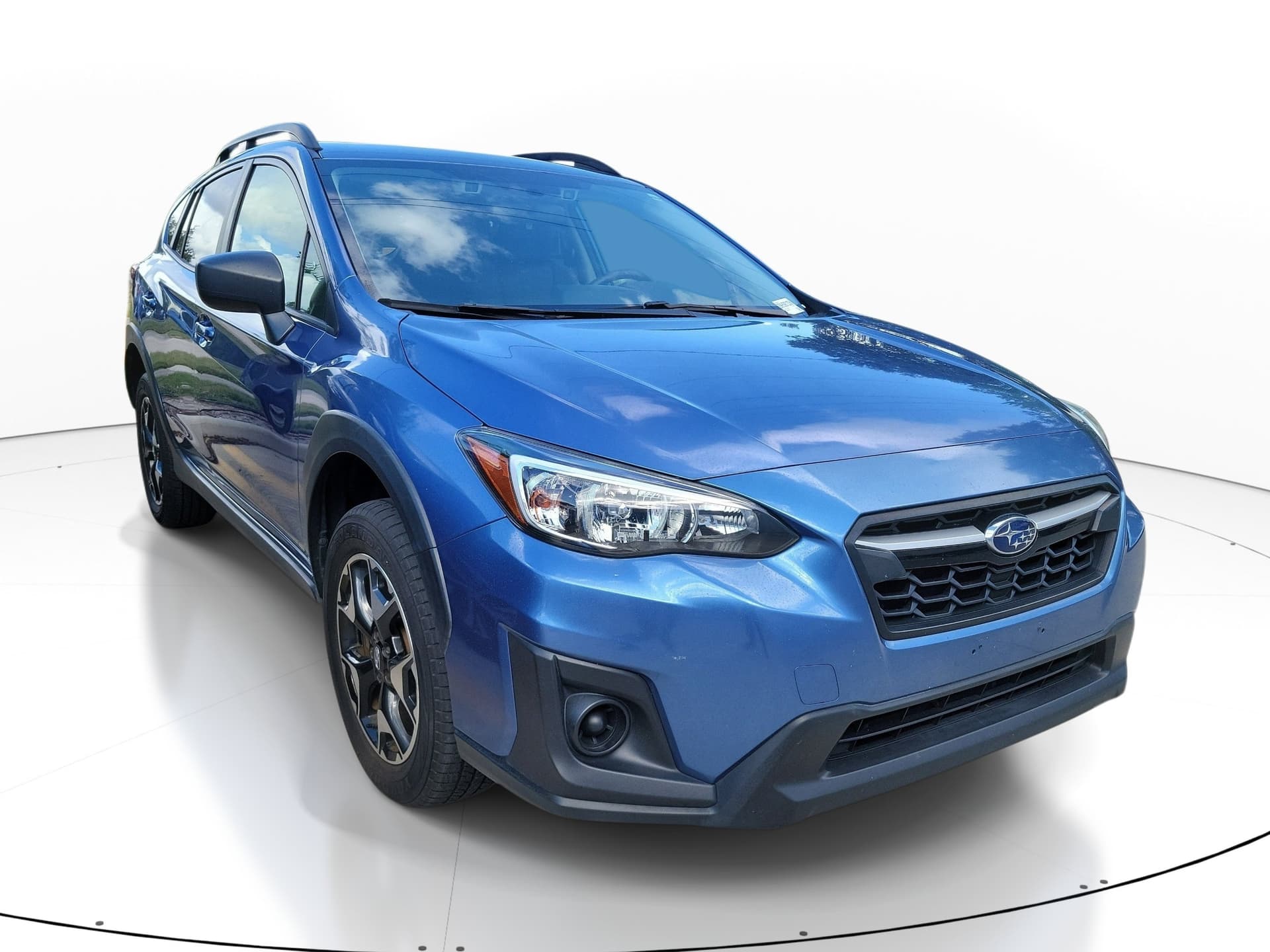 2019 Subaru Crosstrek Base — photo 1 of 10