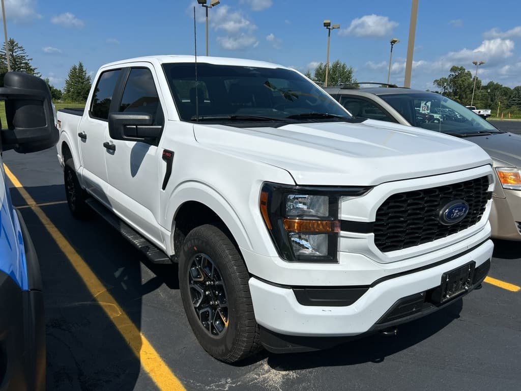2023 Ford F-150 XL — photo 1 of 10
