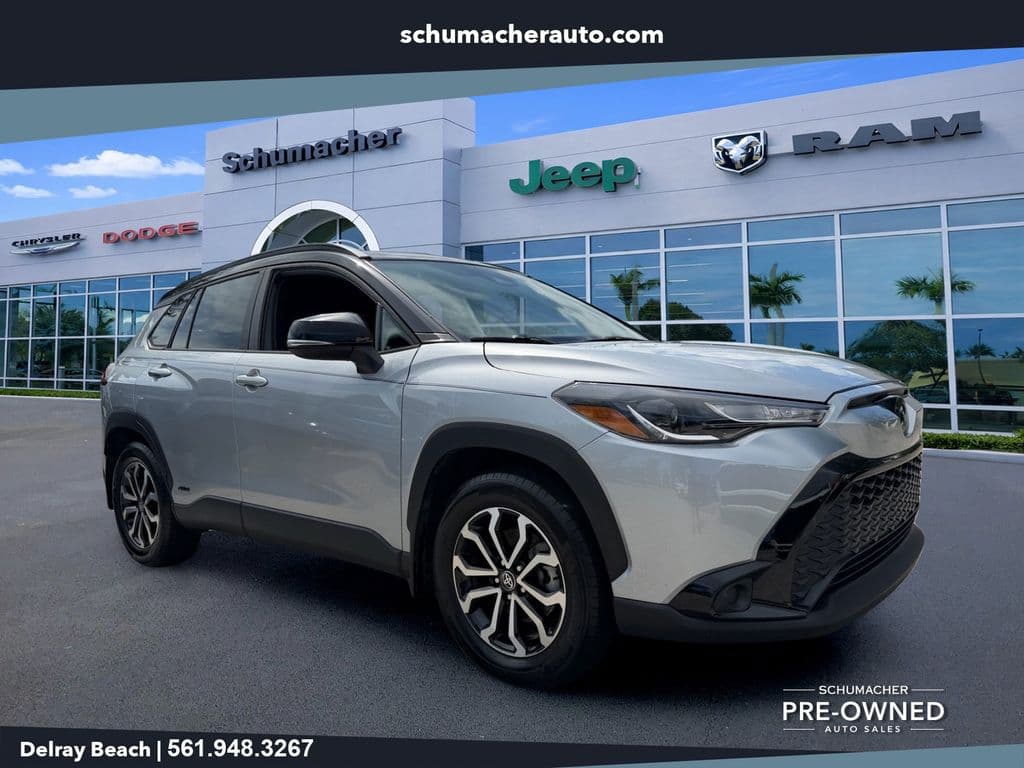 2024 Toyota Corolla Cross Hybrid SE — photo 1 of 25