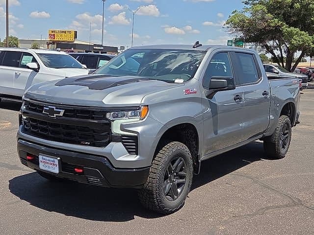 2026 Chevrolet Silverado 1500 LT Trail Boss — photo 1 of 19