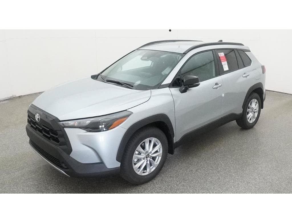 2026 Toyota Corolla Cross LE — photo 1 of 65