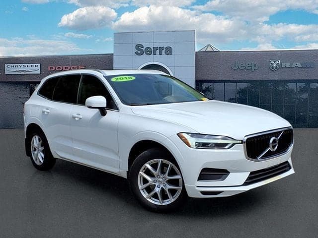 2018 Volvo XC60 T5 Momentum — photo 1 of 32