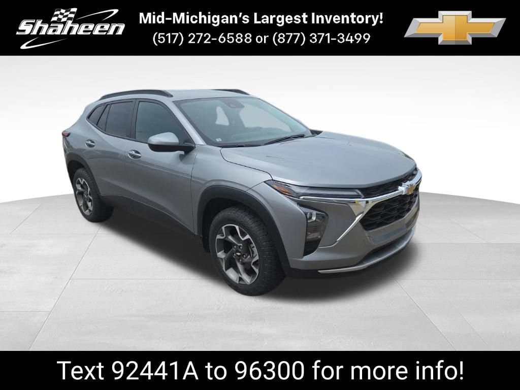 2024 Chevrolet Trax LT — photo 1 of 18