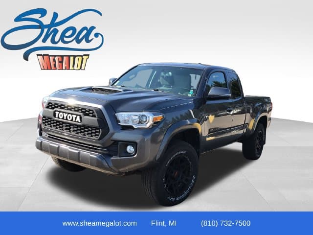 2016 Toyota Tacoma SR5 — photo 1 of 12