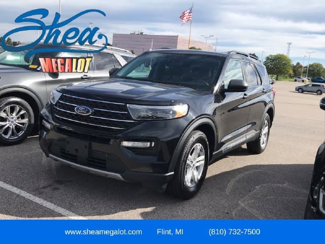 2023 Ford Explorer XLT — photo 1 of 13