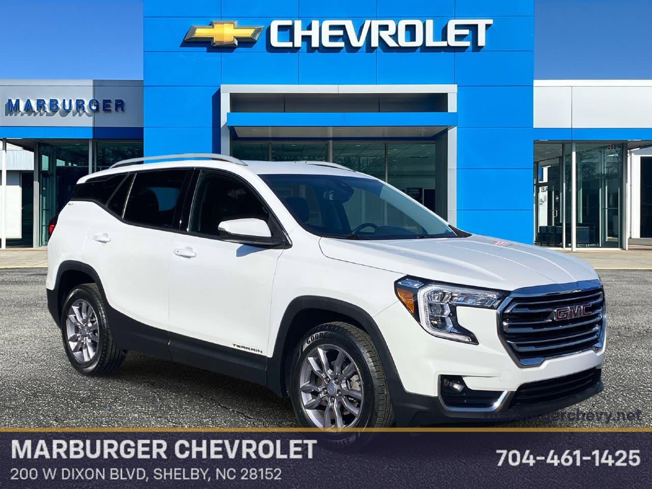 2024 GMC Terrain SLT — photo 1 of 45