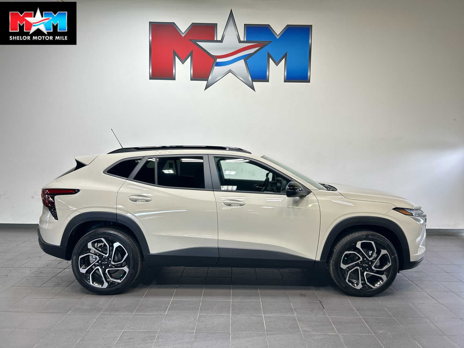 2026 Chevrolet Trax 2RS — photo 1 of 40