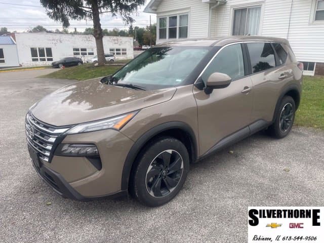 2025 Nissan Rogue SV — photo 1 of 6