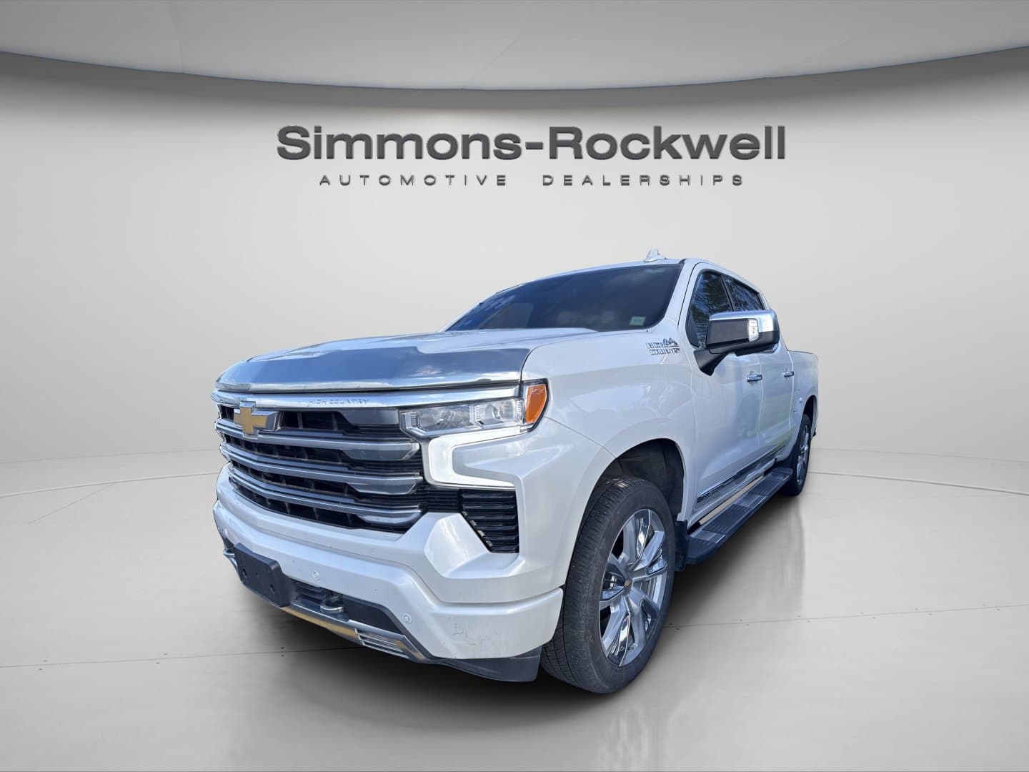 2025 Chevrolet Silverado 1500 High Country — photo 1 of 25