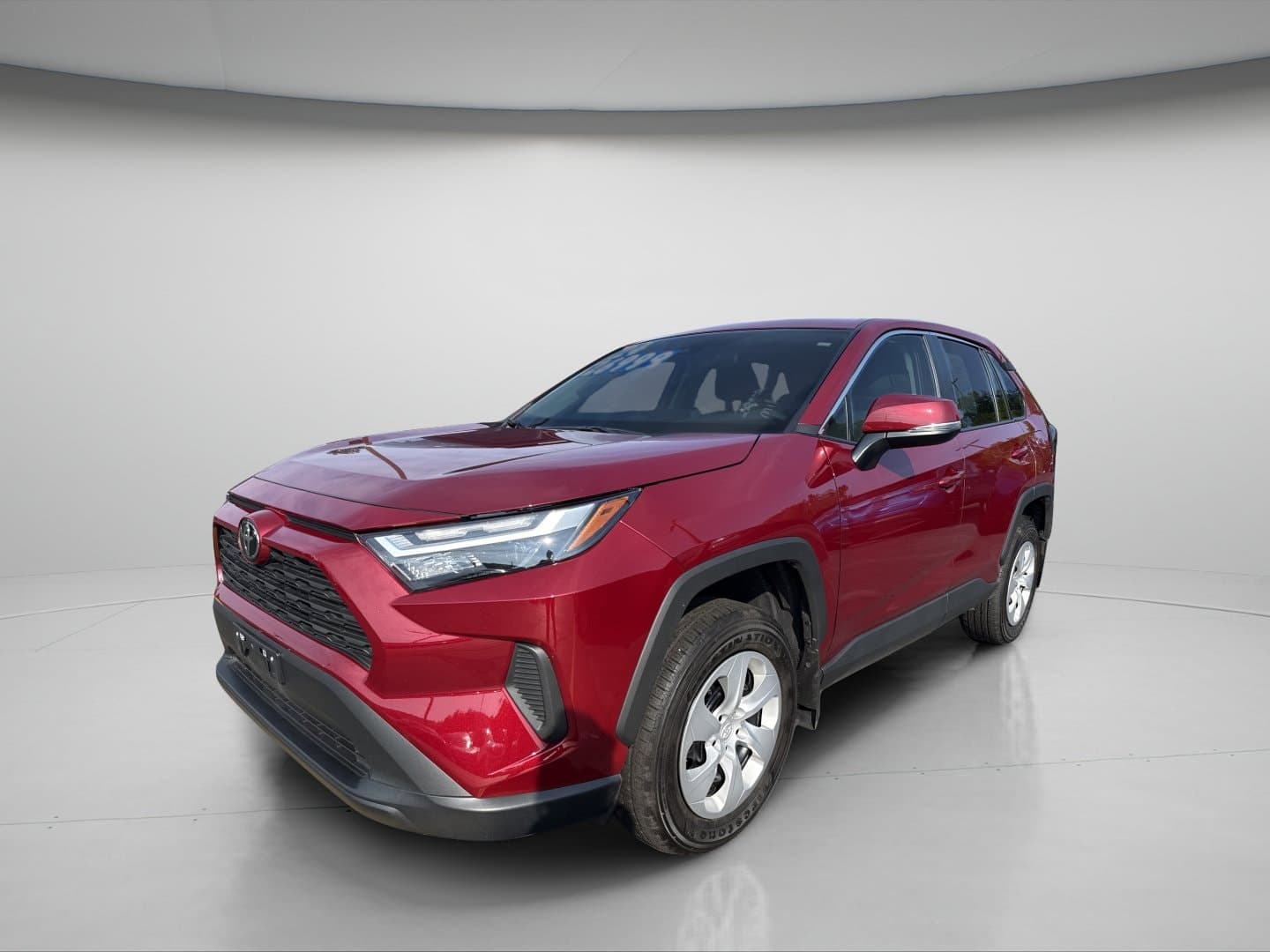 2024 Toyota RAV4 LE — photo 1 of 25