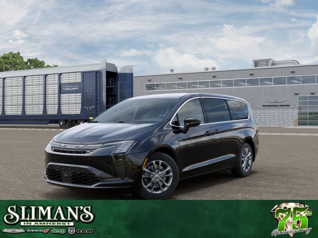 2027 Chrysler Pacifica Select — photo 1 of 39