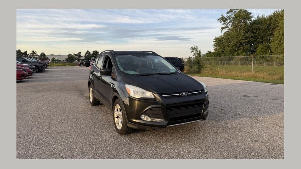 2015 Ford Escape SE — photo 1 of 13