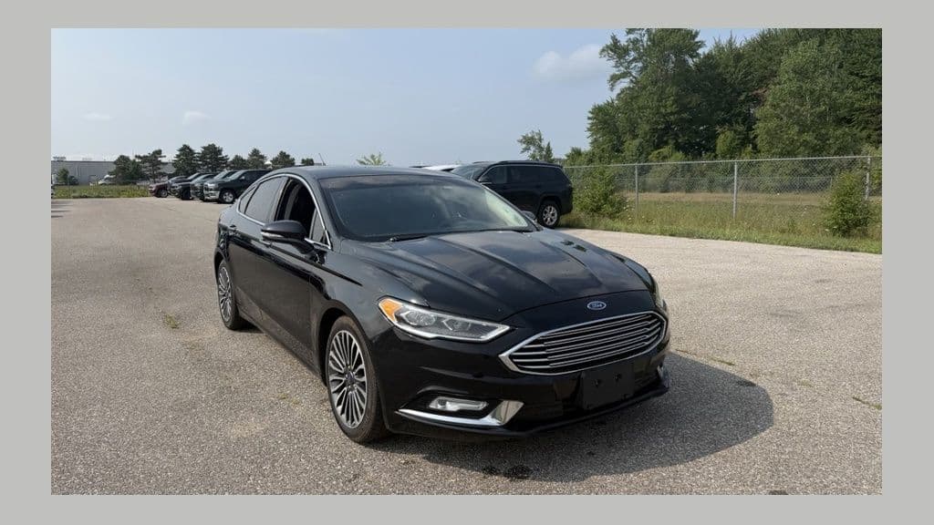 2018 Ford Fusion Titanium — photo 1 of 14