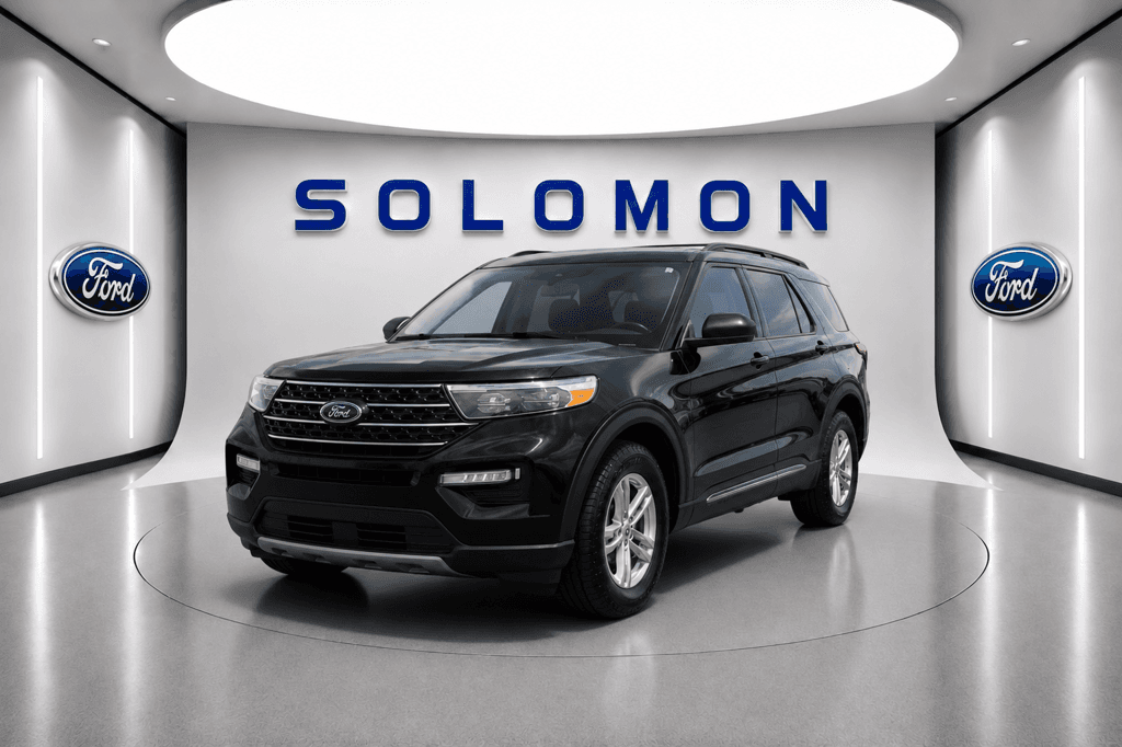 2022 Ford Explorer XLT — photo 1 of 26