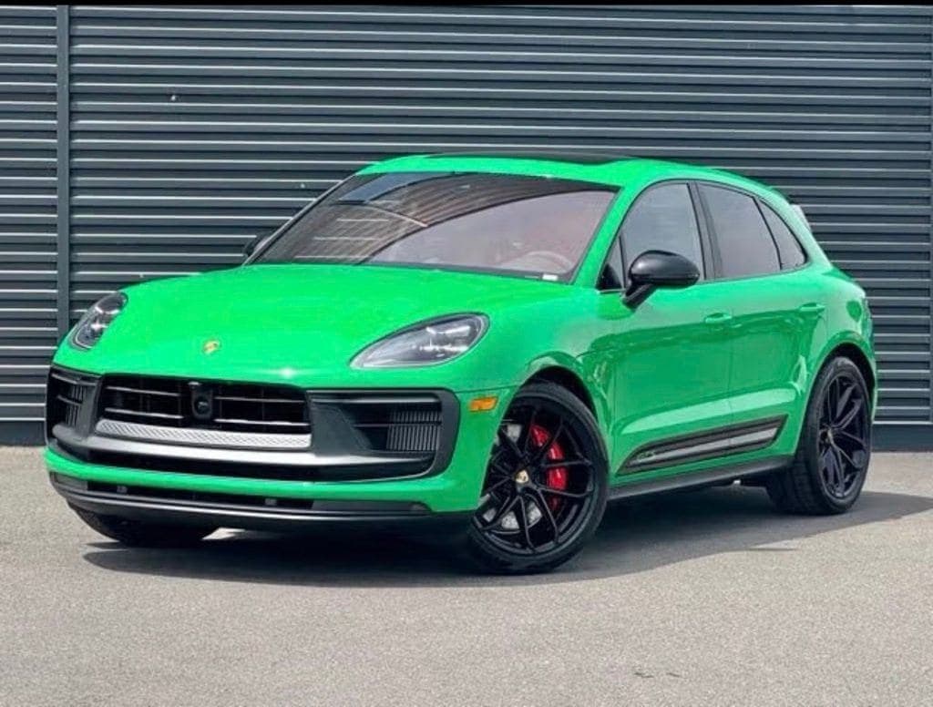 2026 Porsche Macan GTS — photo 1 of 41