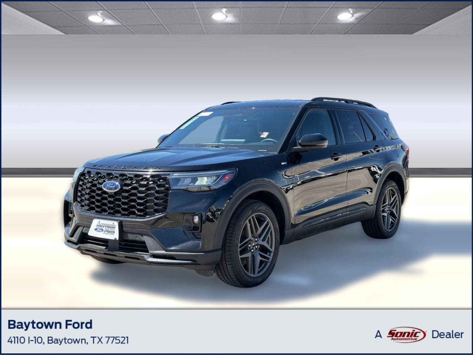 2025 Ford Explorer ST-Line — photo 1 of 31