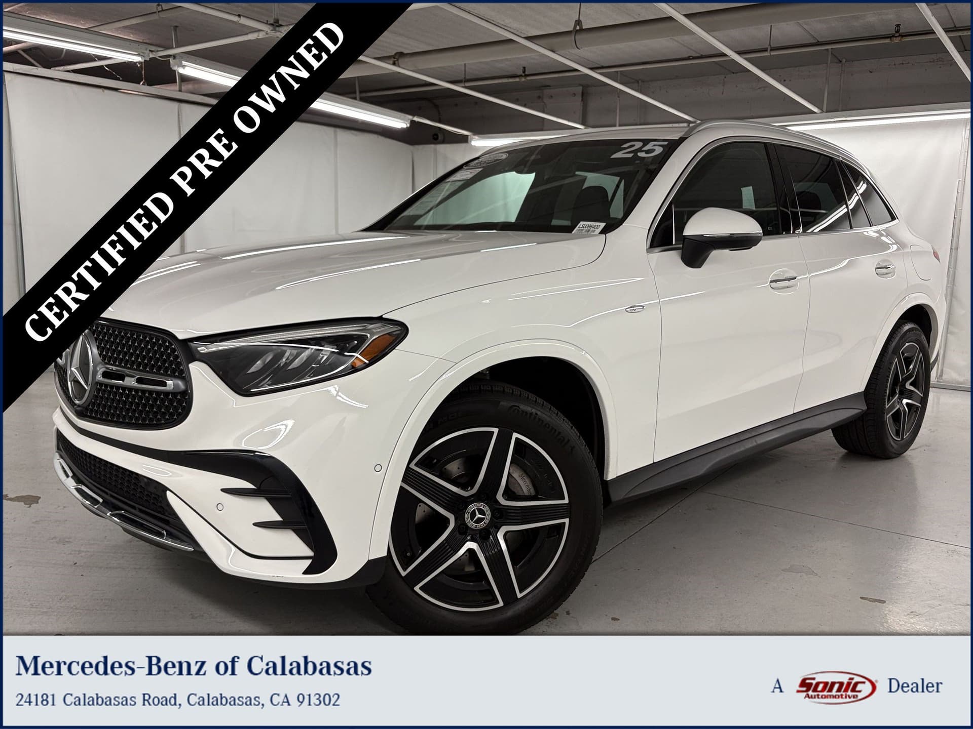 2025 Mercedes-Benz GLC Base — photo 1 of 64