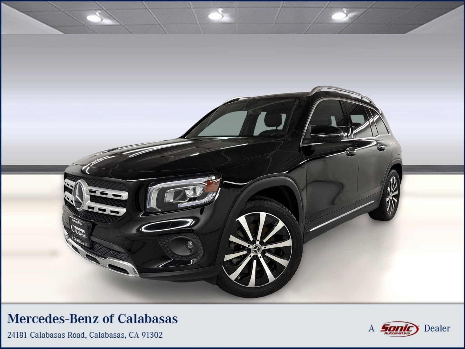 2022 Mercedes-Benz GLB 250 Base — photo 1 of 33