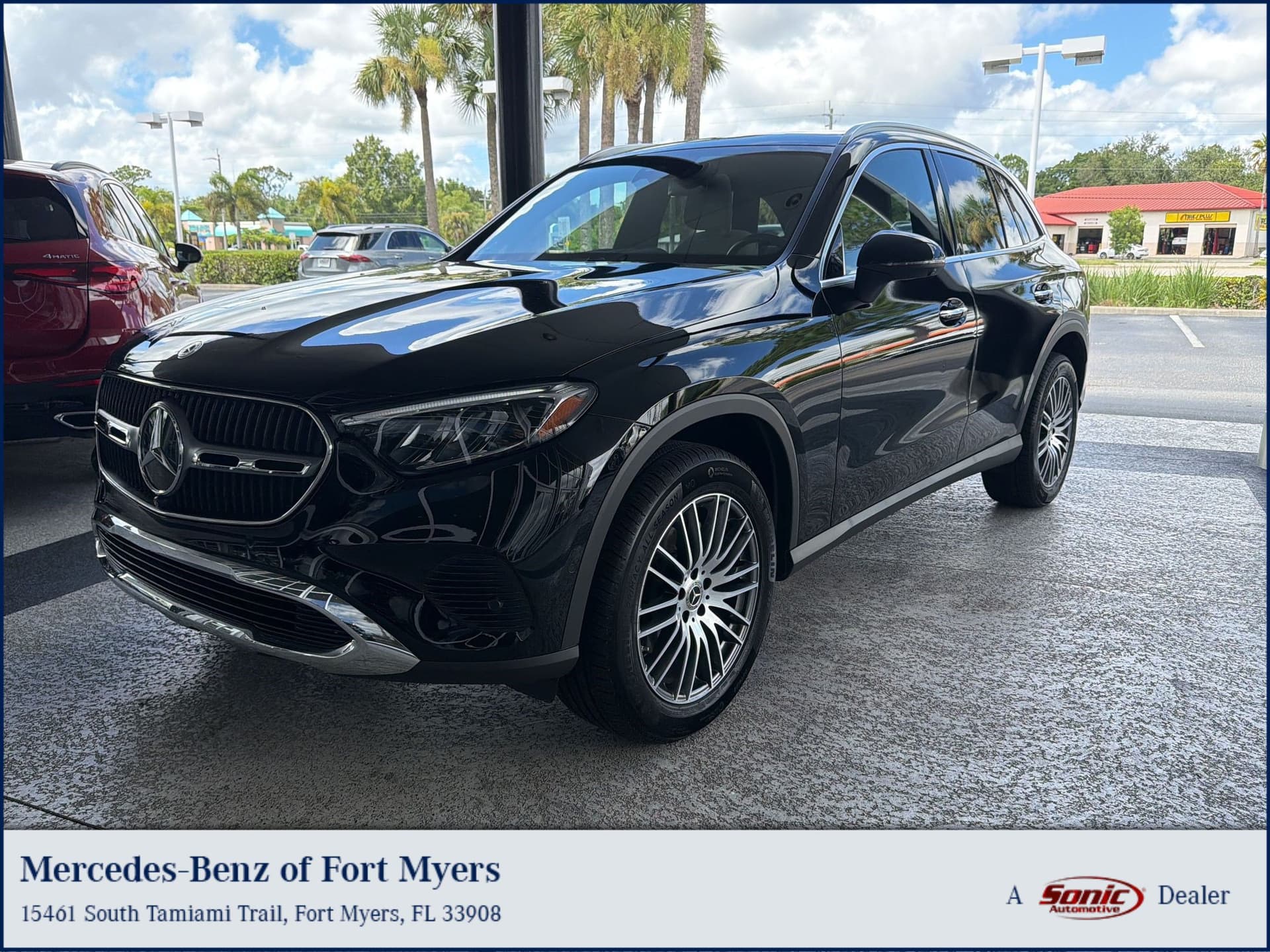 2026 Mercedes-Benz GLC 300 GLC 300 — photo 1 of 32
