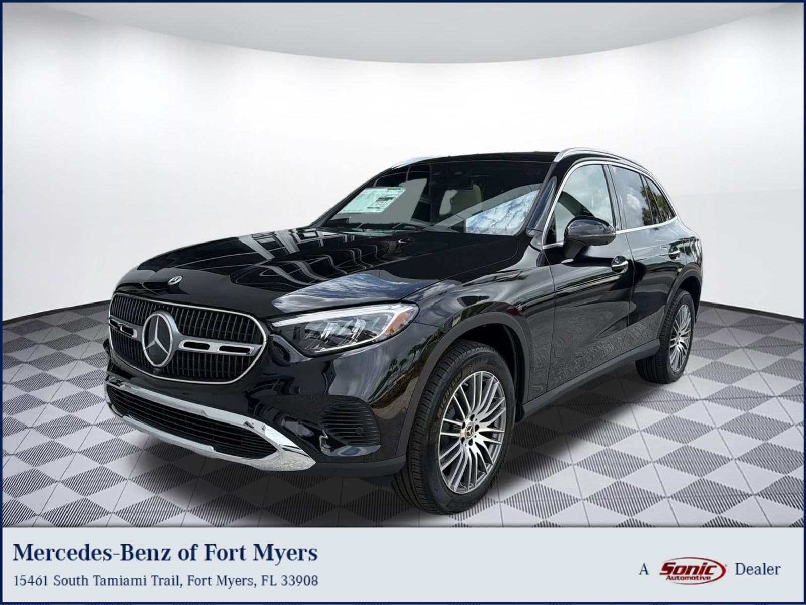 2026 Mercedes-Benz GLC 300 4MATIC — photo 1 of 35
