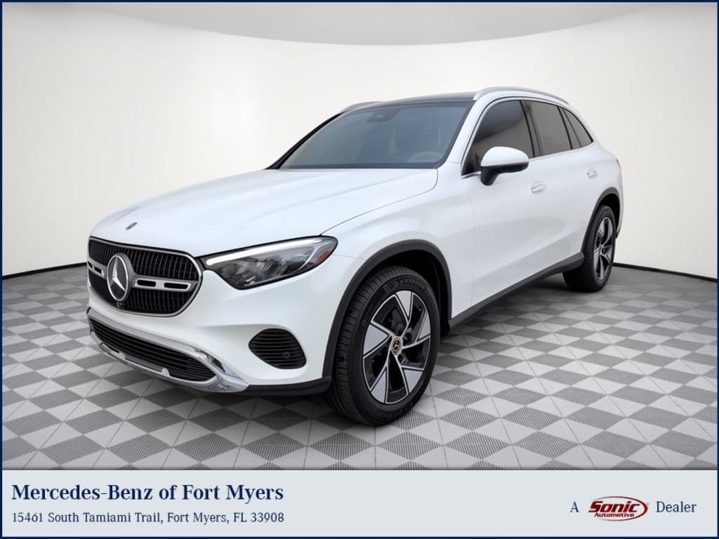 2023 Mercedes-Benz GLC GLC 300 — photo 1 of 31
